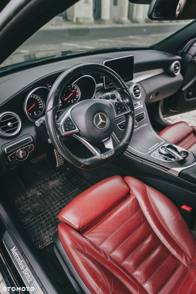 Mercedes-Benz Klasa C 450 AMG 4Matic 7G-TRONIC - 17