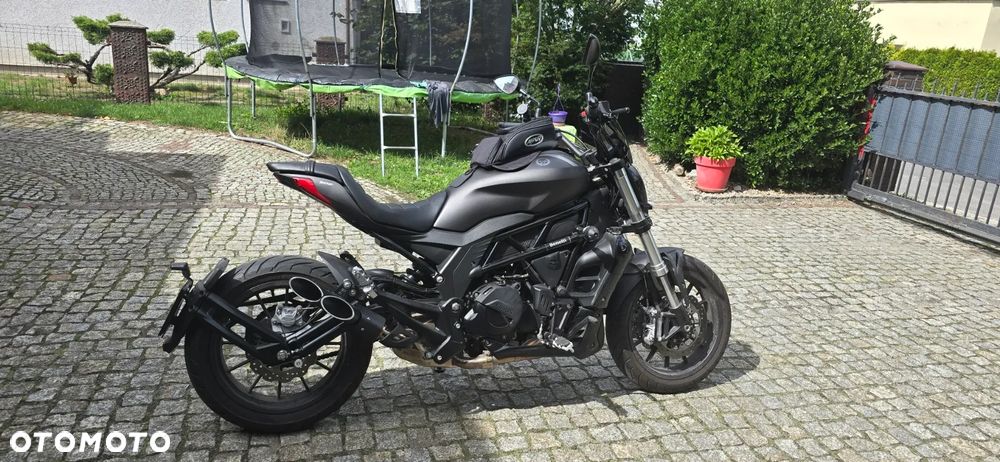 Benelli 502 C - 1