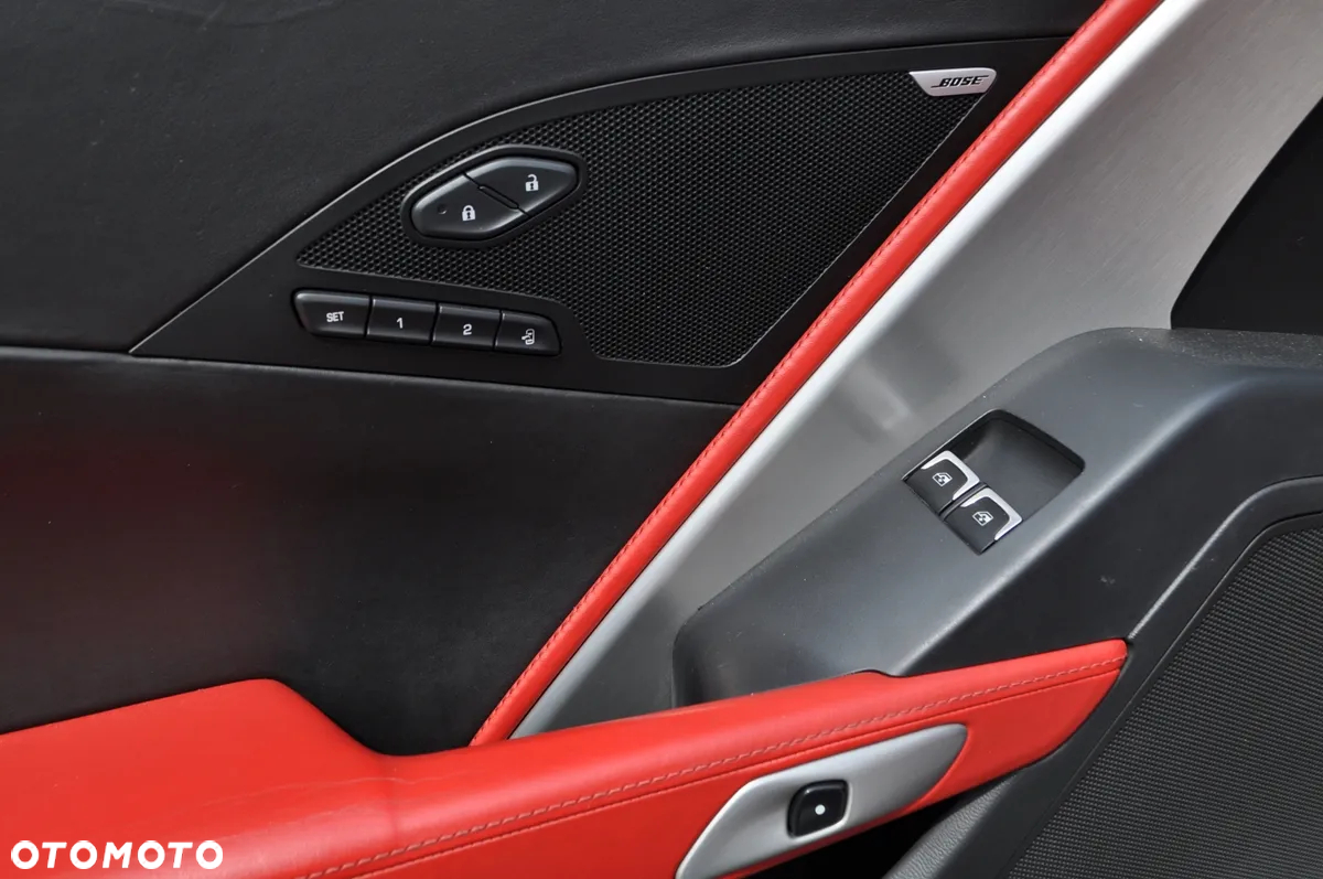 Chevrolet Corvette Stingray 3LT 6.2 V8 Cabrio Automatik - 19