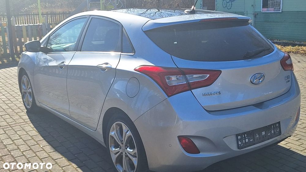 Hyundai i30 blue 1.6 CRDi Premium - 10