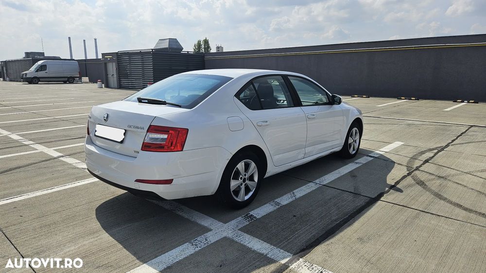 Skoda Octavia - 3