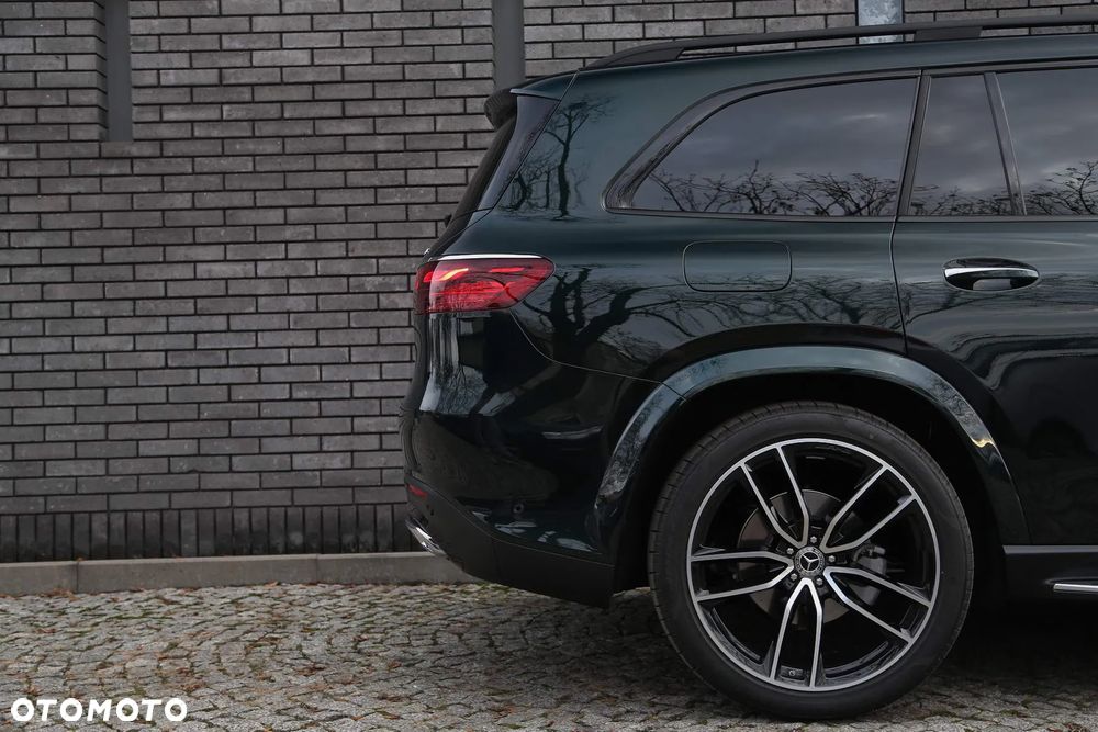 Mercedes-Benz GLS - 13