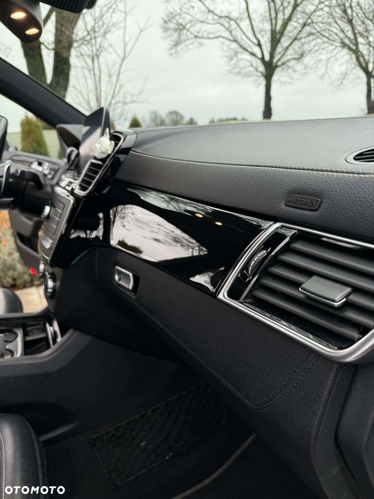 Mercedes-Benz GLS - 3