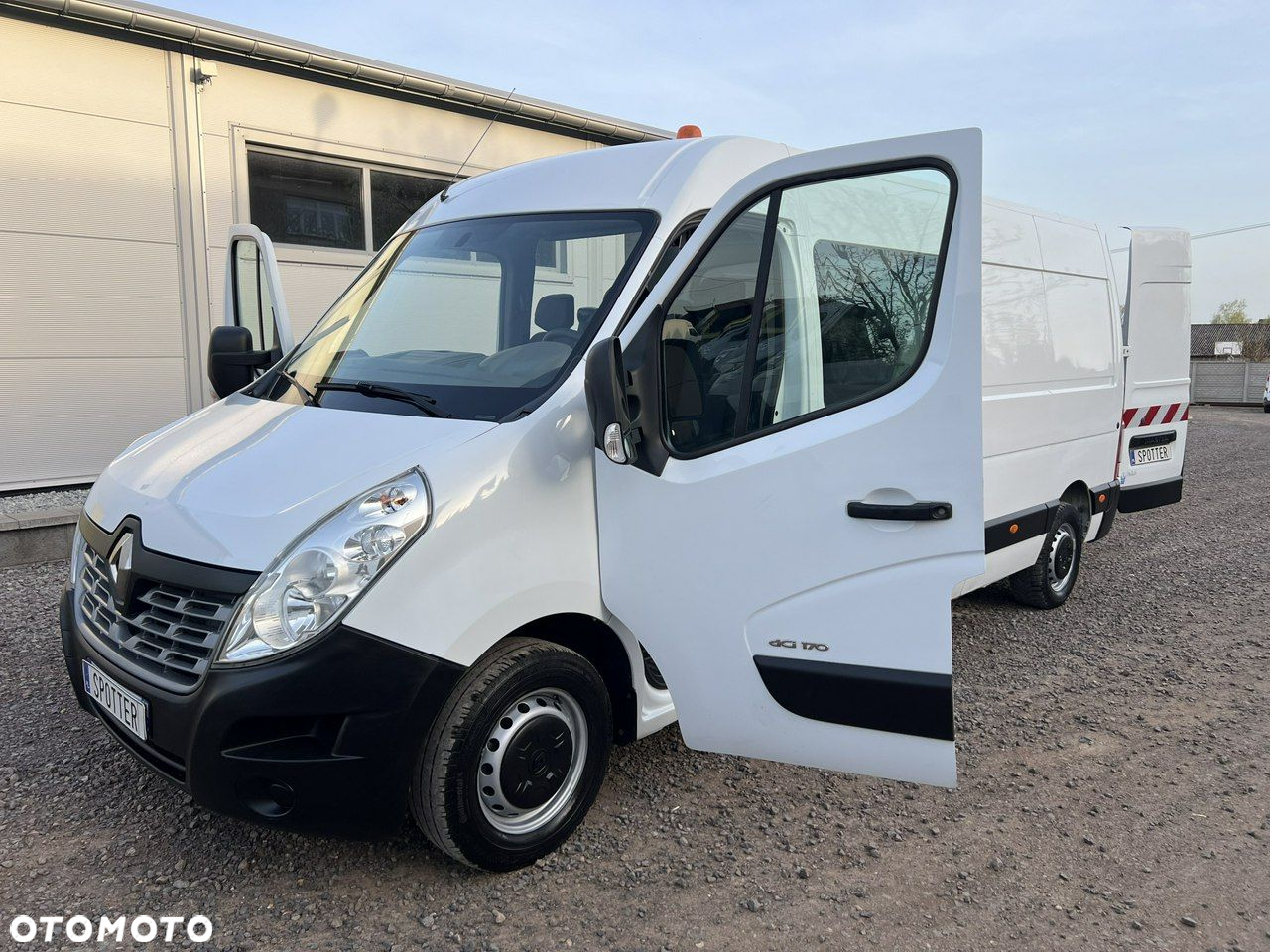 Renault Master - 24