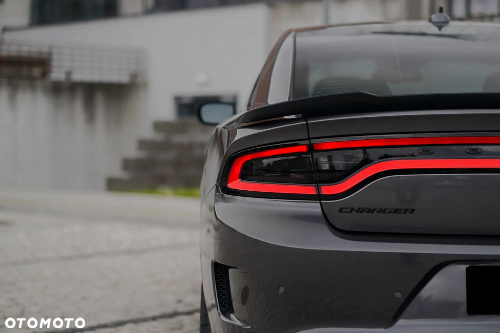 Dodge Charger 3.6 GT - 19