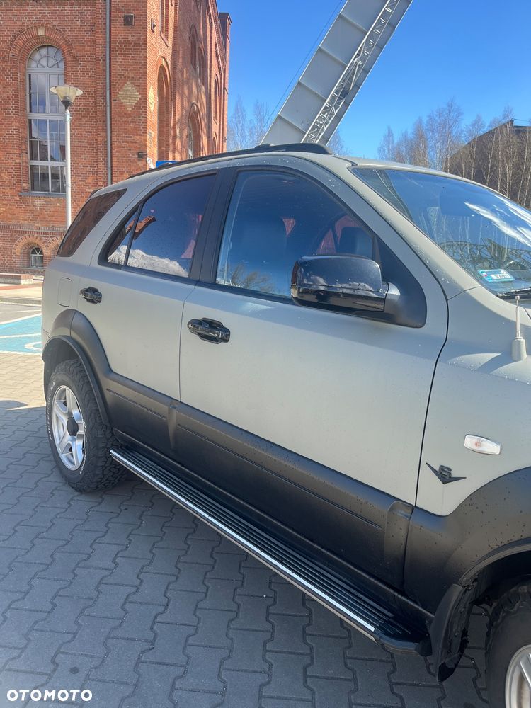 Kia Sorento 3.3 V6 LX - 4