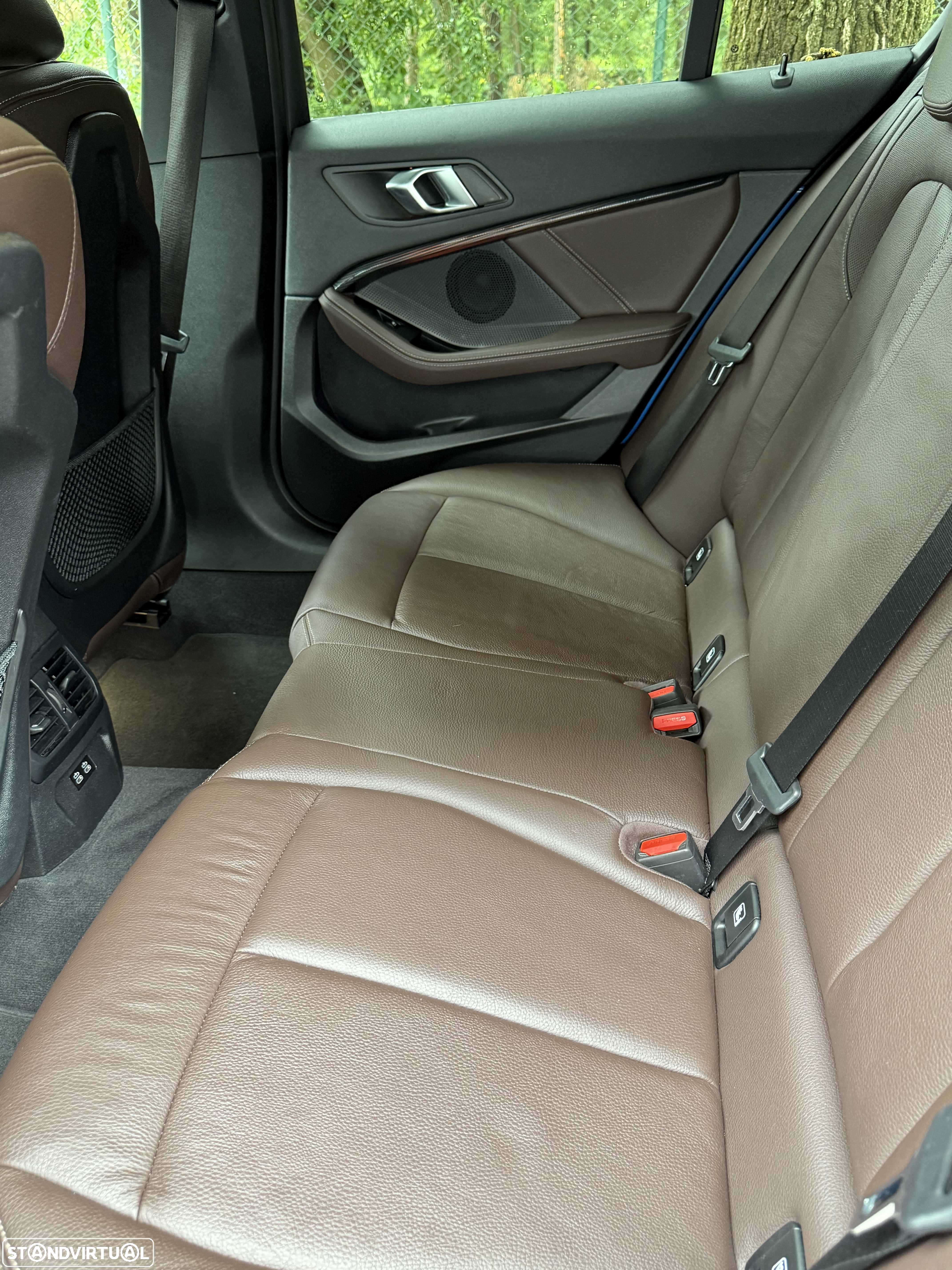 BMW 118 i Pack Desportivo M Auto - 43