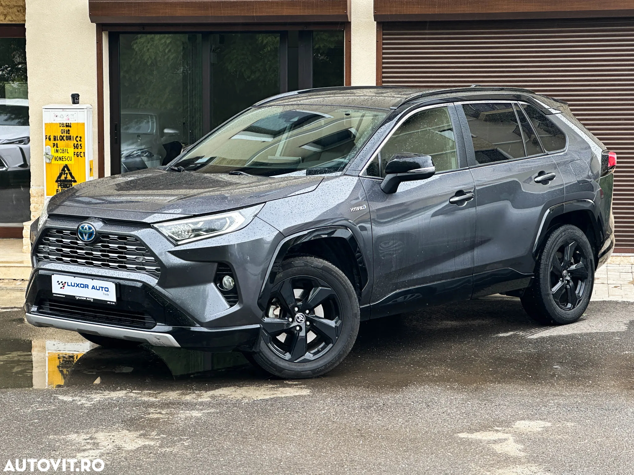 Toyota RAV4 2.5 4x4 Hybrid Lounge - 3