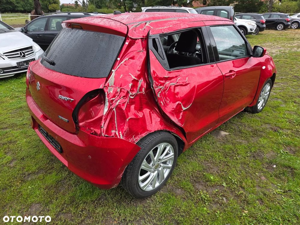 Suzuki Swift - 4
