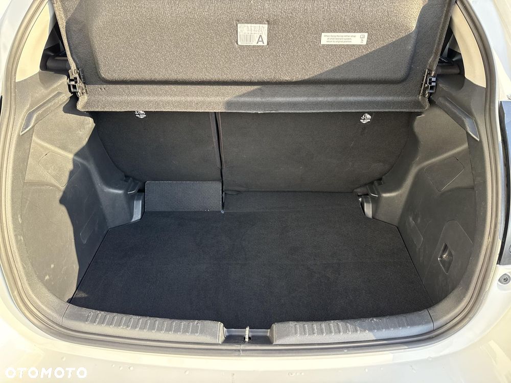 Toyota Yaris Hybrid 1.5 Comfort - 11