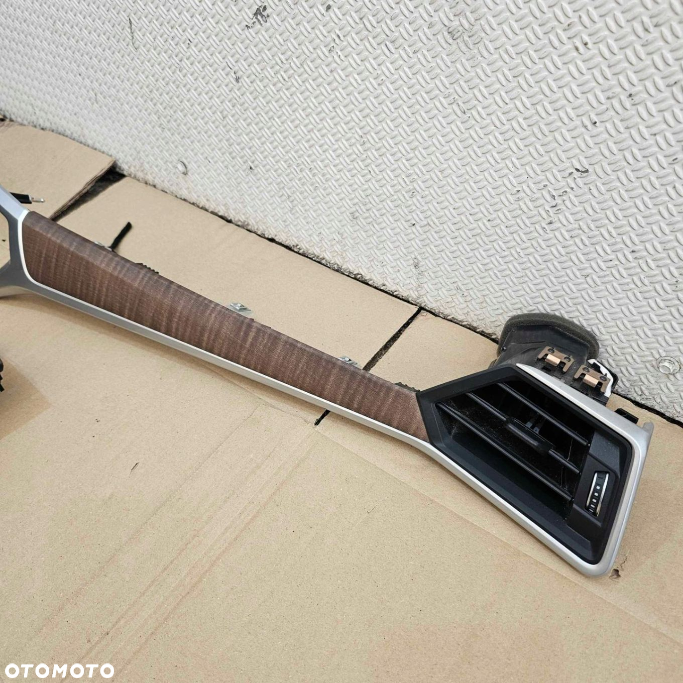 BMW 3 G20 G21 LISTWA OZDOBNA DEKOR DESKI PANEL ŚRODKOWY NAWIEW SCHOWEK - 10