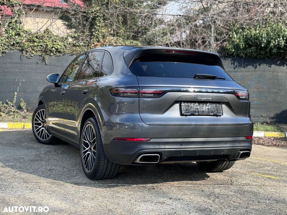 Porsche Cayenne - 3
