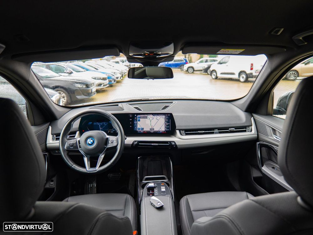 BMW iX1 xDrive30 - 26