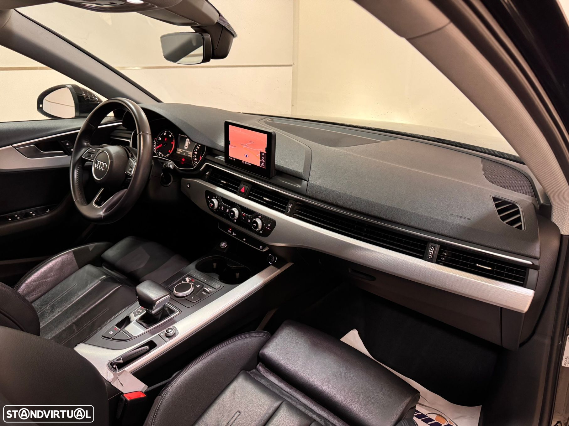 Audi A4 Avant 2.0 TDI S-line S tronic - 39