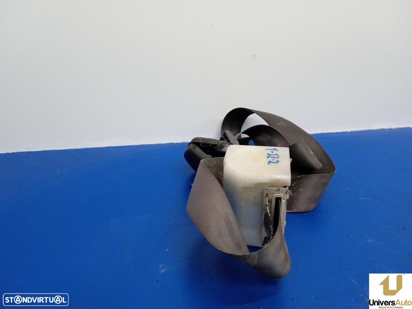 CINTO SEGURANÇA TRASEIRO ESQUERDO HYUNDAI H-1 / STAREX LIMUSINA 2002 -898104A450 - 2
