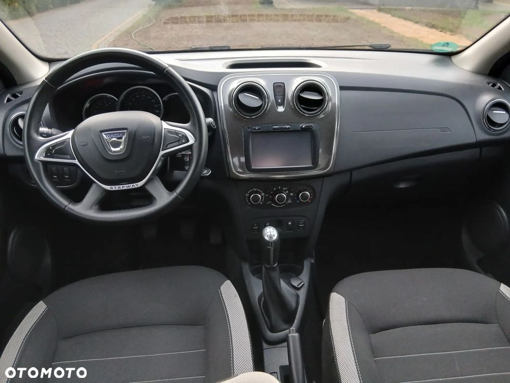 Dacia Sandero Stepway TCe 90 Prestige - 8