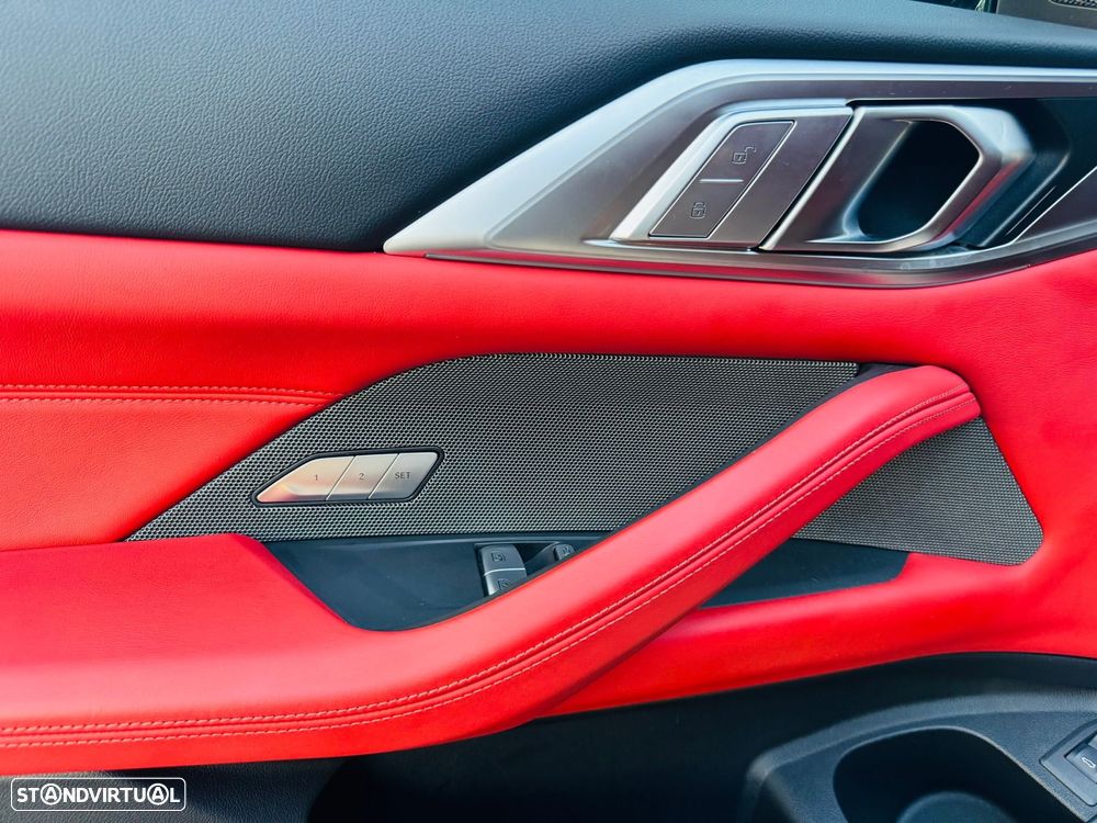 BMW M4 Competition xDrive - 25