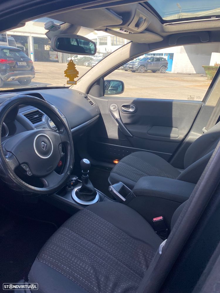 Renault Mégane Break 1.5 dCi Confort - 6