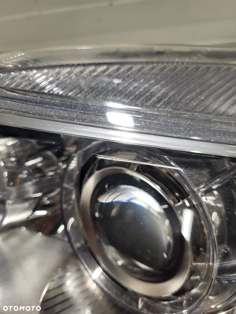 Mercedes-Benz C W204 SM XENON PRZÓD STRONA LEWA A2048202959 - 8