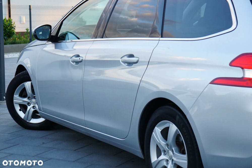 Peugeot 308 BlueHDi FAP 120 EAT6 Stop & Start Allure - 20