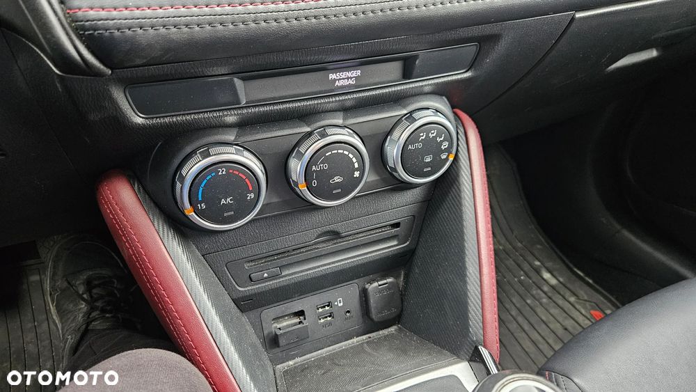 Mazda CX-3 SKYACTIV-D 105 AWD Sports-Line - 33