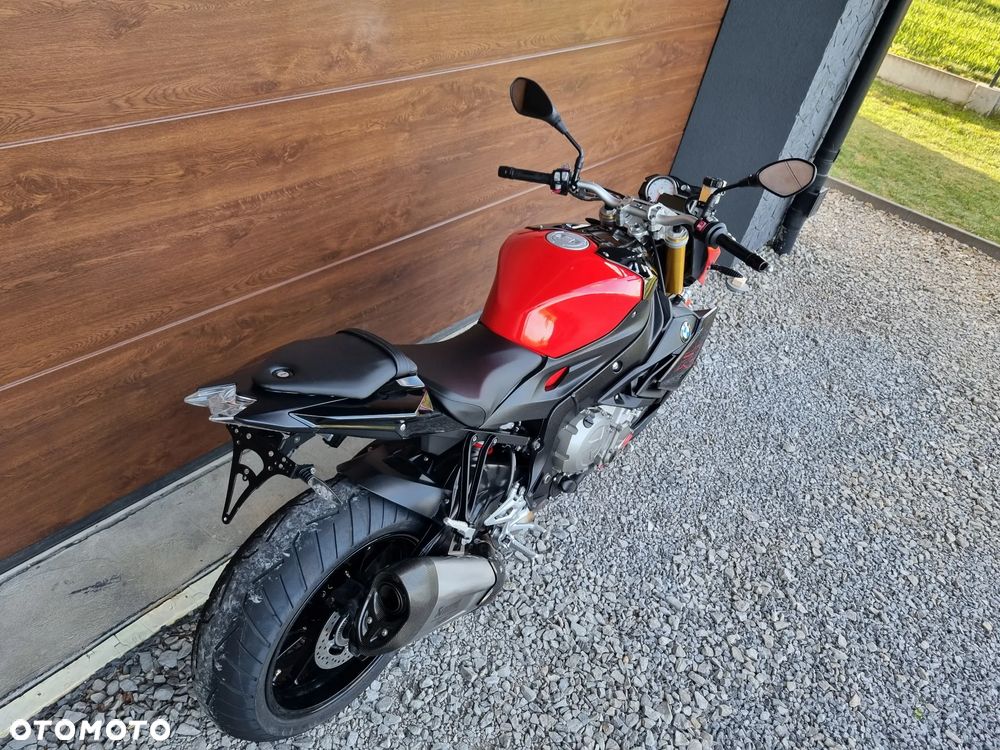 BMW S - 24