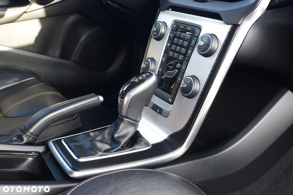 Volvo V40 D2 Powershift Ocean Race - 7