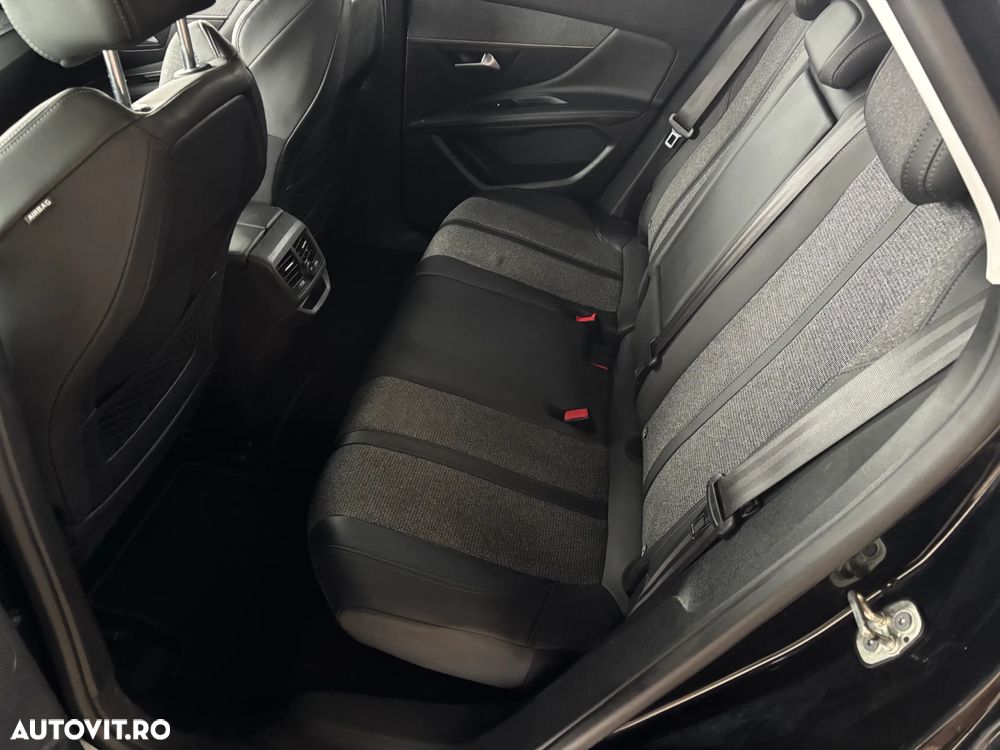 Peugeot 3008 BlueHDi 130 Stop & Start EAT8 Allure - 36