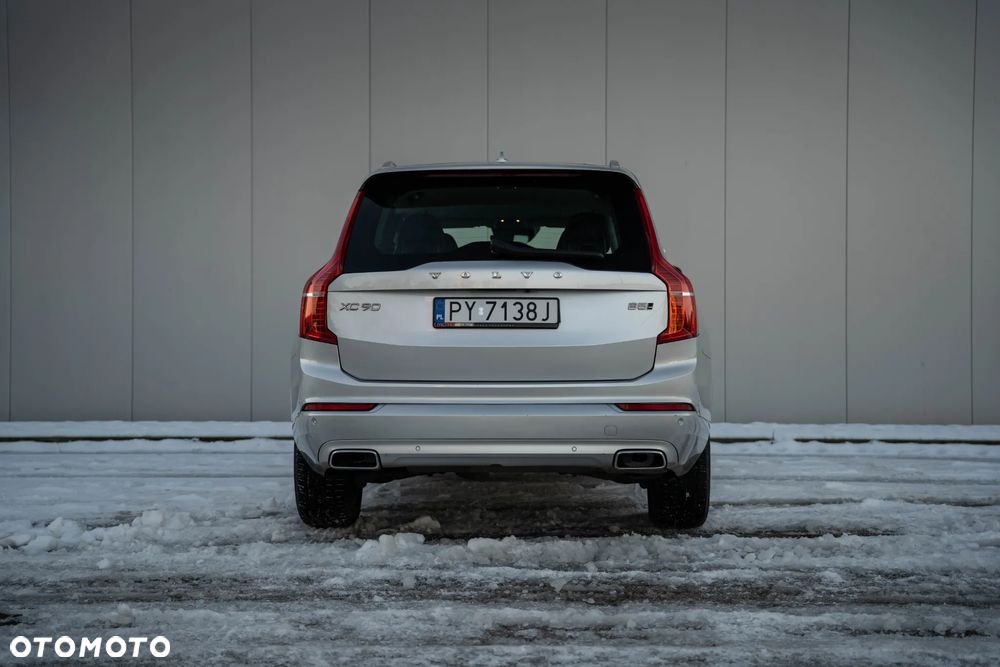 Volvo XC 90 B5 D AWD Geartronic Momentum - 16