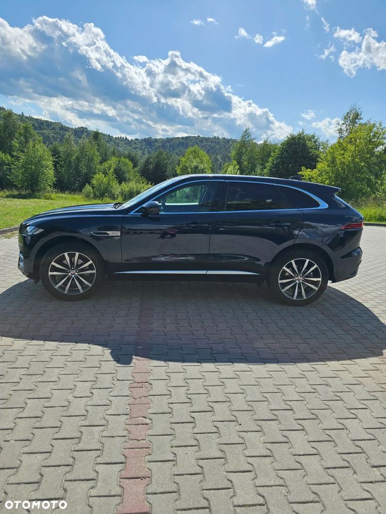 Jaguar F-Pace P250 AWD R-Dynamic HSE - 13