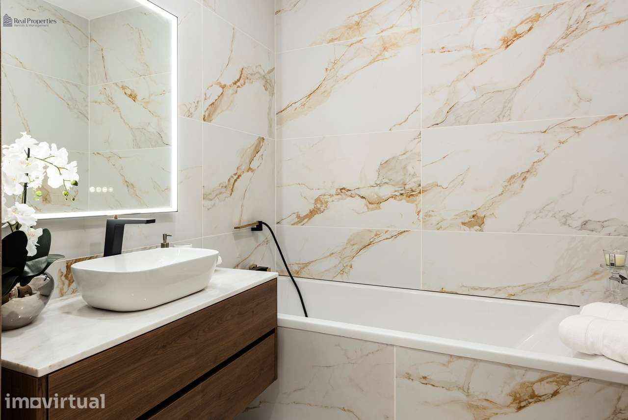 Apartamento de Luxo em Armação de Pêra: Conforto, Elegância e Vistas I - Grande imagem: 4/22