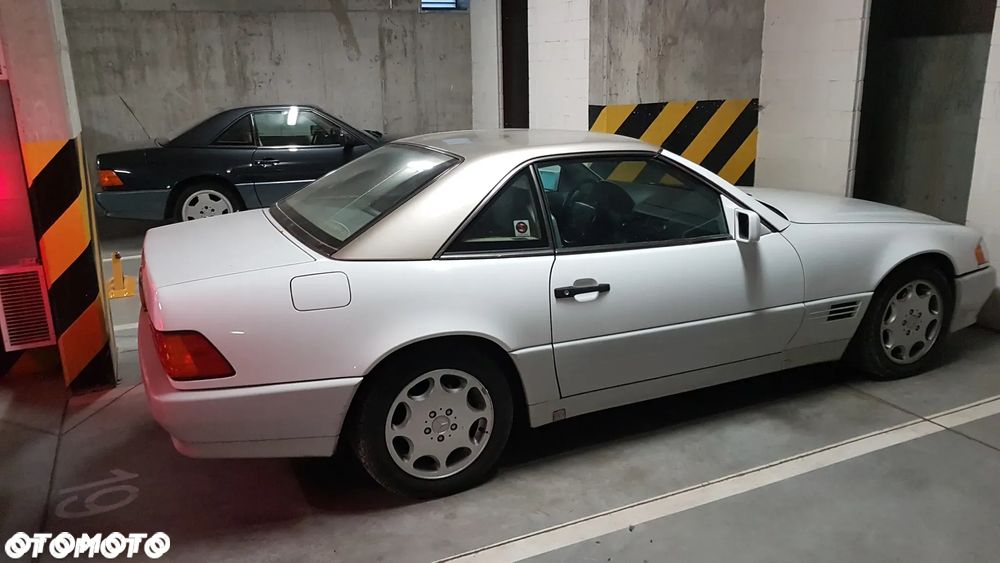 Mercedes-Benz SL - 12