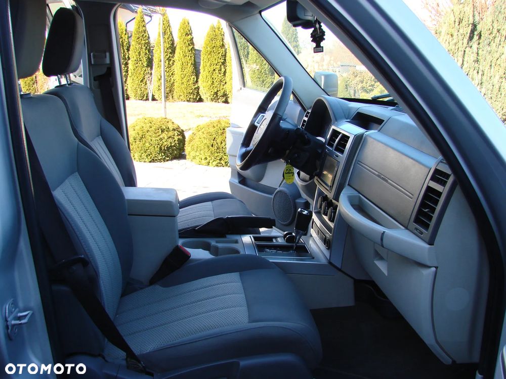 Jeep Cherokee 2.8 CRD DPF Automatik Limited - 18