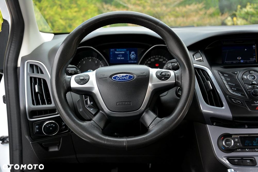 Ford Focus 1.6 EcoBoost Start-Stopp-System Titanium - 27