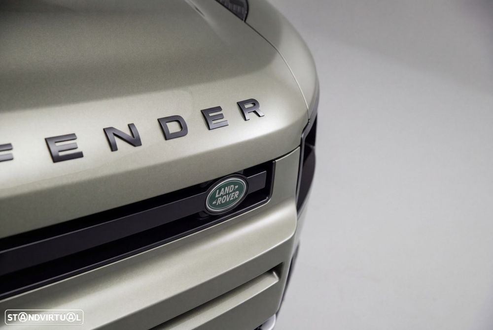 Land Rover Defender 3.0 D250 130 AWD X-Dynamic HSE - 12