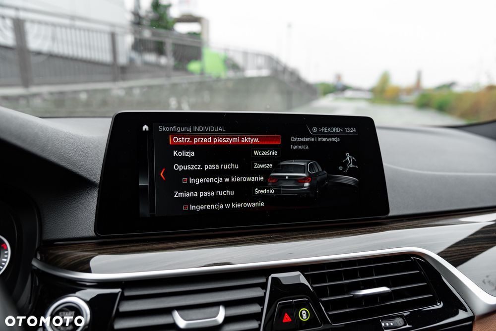 BMW Seria 5 530i xDrive GPF M Sport sport - 36