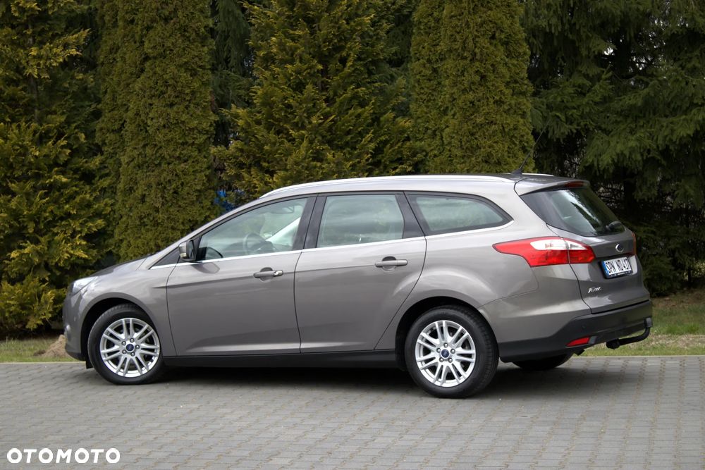 Ford Focus SW 1.6 TDCi DPF S&S Titanium - 9