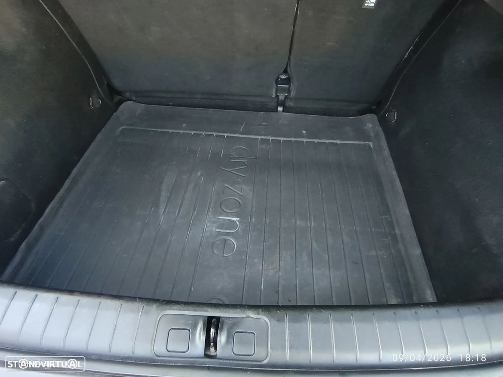 Fiat Tipo 1.3 M-Jet Lounge Tech J17 - 18