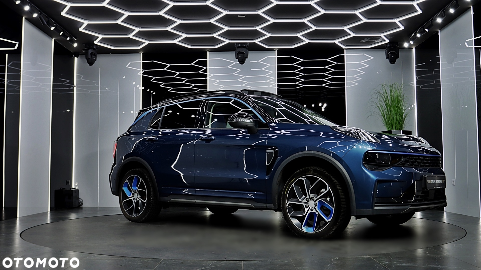 Lynk & Co 01 PHEV - 11