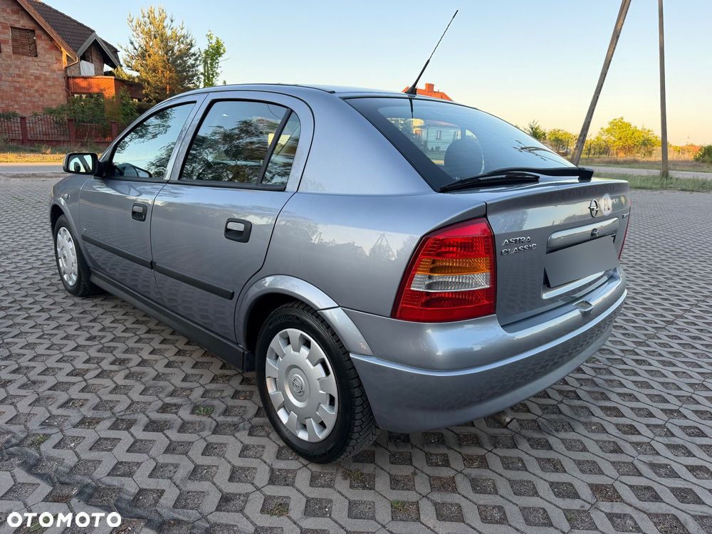 Opel Astra 1.4 Enjoy - 4