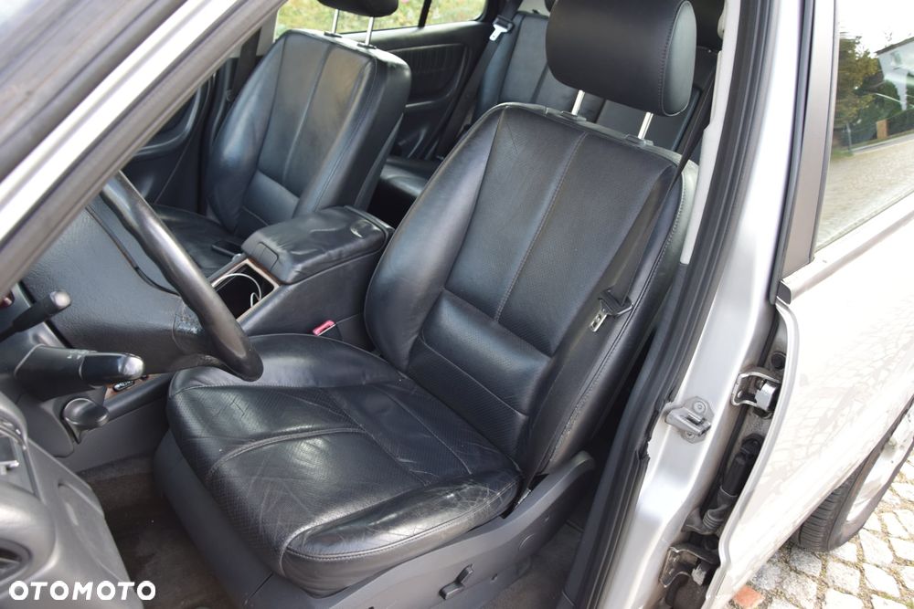 Mercedes-Benz ML - 4