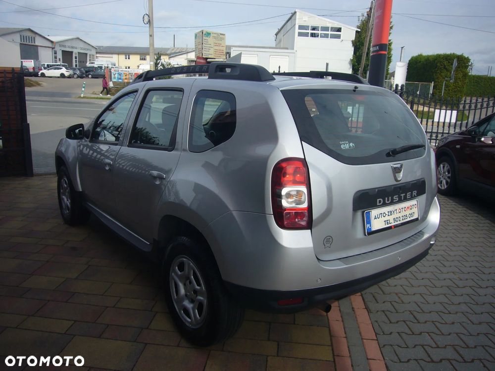 Dacia Duster 1.6 SCe Laureate 4x4 S&S - 9