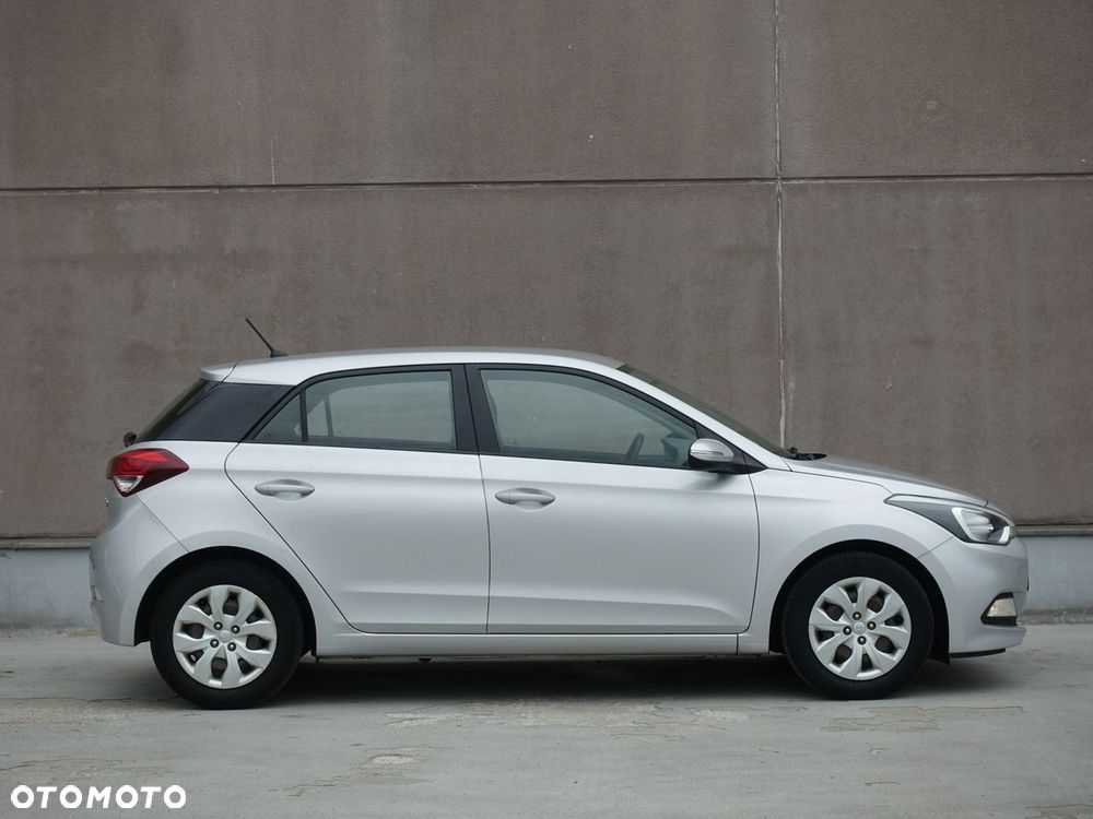 Hyundai i20 - 3