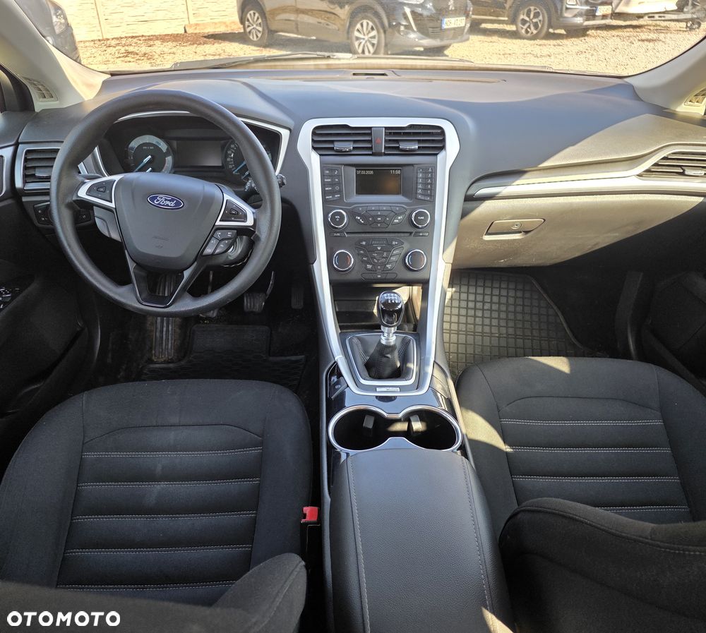 Ford Mondeo - 12