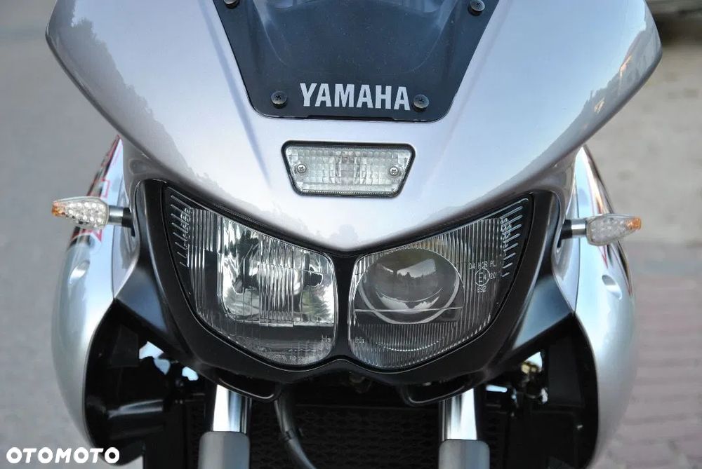 Yamaha TDM - 6