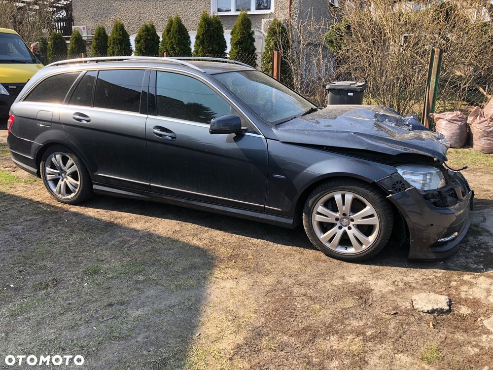Mercedes-Benz Klasa C 250 (BlueTEC) d T 7G-TRONIC AMG Line - 9