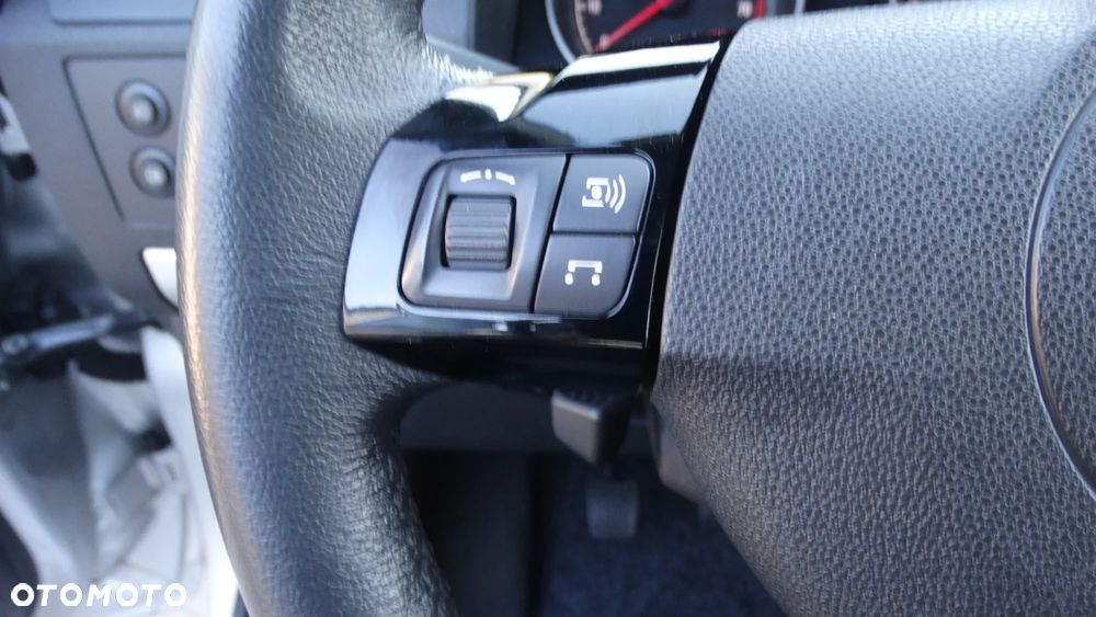Opel Zafira 1.8 Cosmo - 26