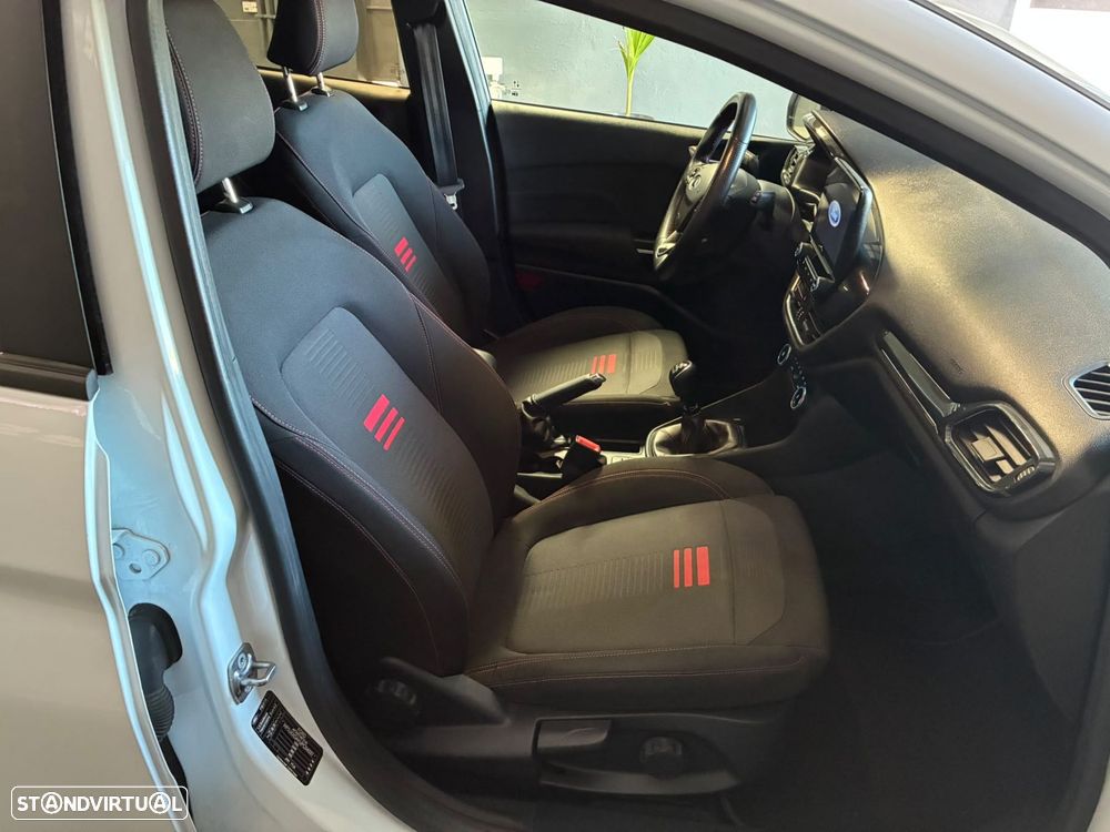 Ford Fiesta 1.0 EcoBoost ST-Line - 34