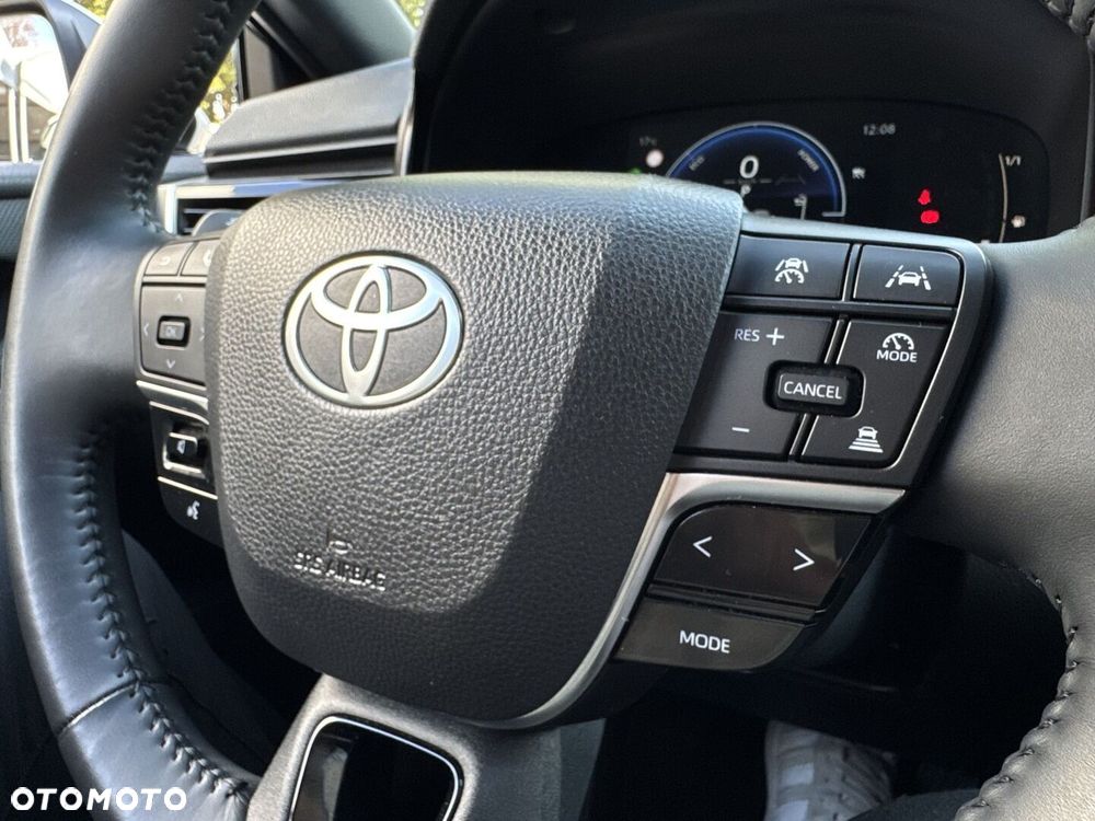 Toyota Camry - 19