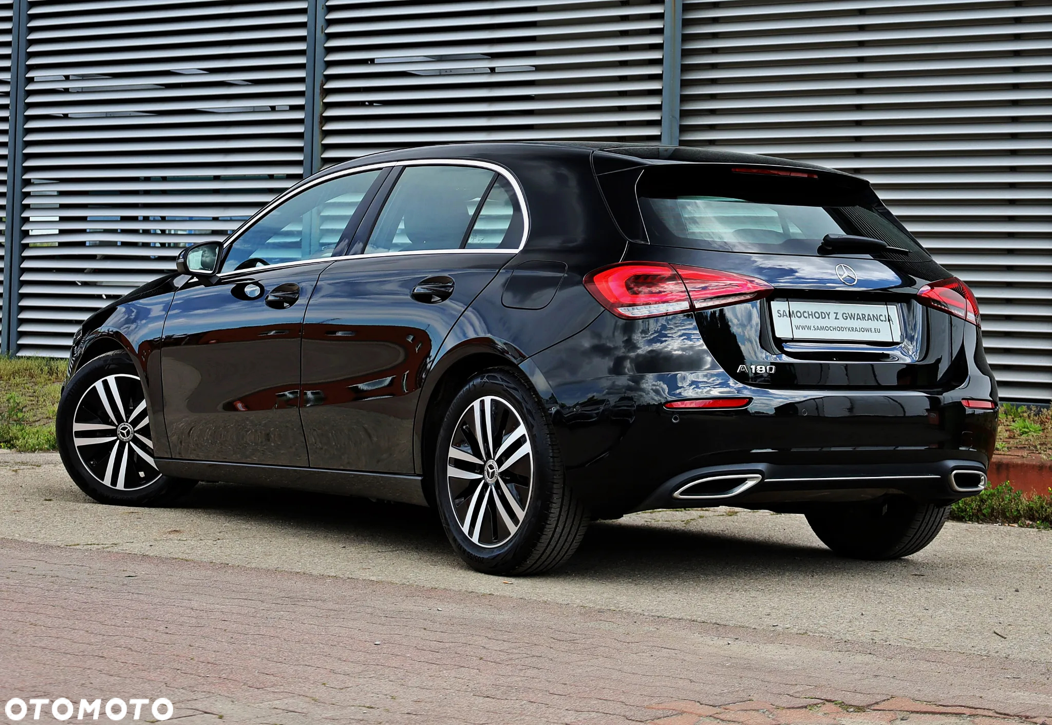 Mercedes-Benz Klasa A 180 Style 7G-DCT - 7